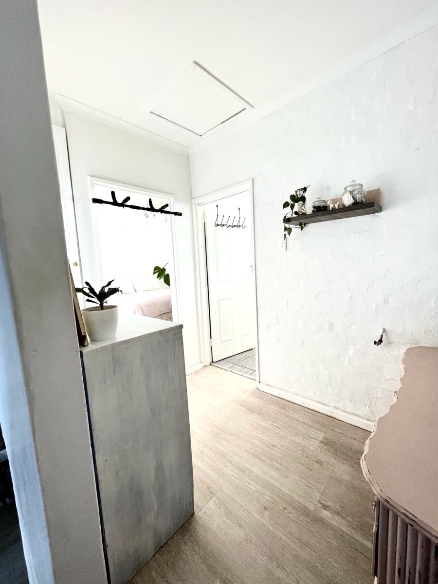 1 Bedroom Property for Sale in St Georges Park Eastern Cape